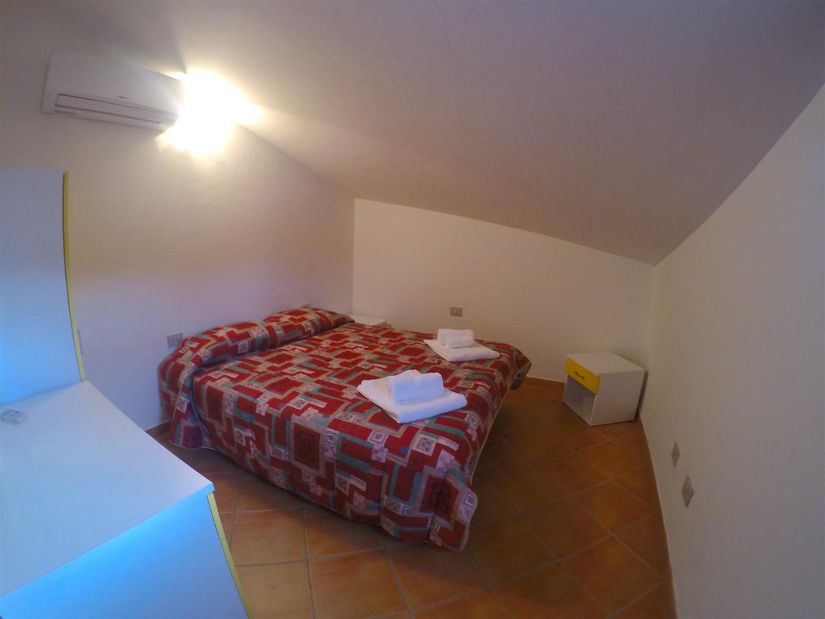 Bed and Breakfast La Coccinella Al Mare San Teodoro  Exterior foto